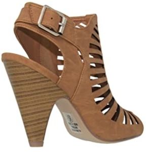 Tan Chunky Heel Open Toe Sandal